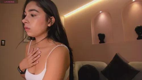 veronicablue from Cherry is Freechat