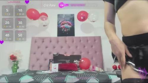 Check-out our cam rooms range and converse on a personal level with our delicious livecams streamers, showing off their spicy curves and toys.