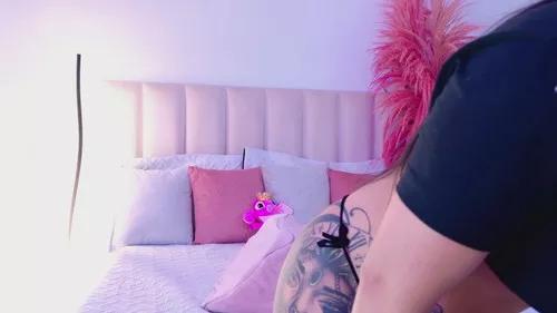 zoecamils from Cherry is Freechat