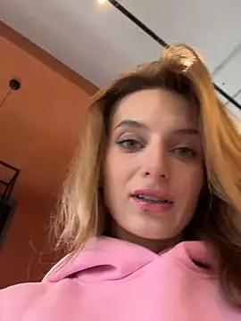 Photos of -AngelAri- from StripChat is Freechat