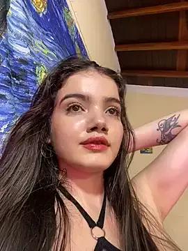 -LUCIANA- from StripChat is Freechat