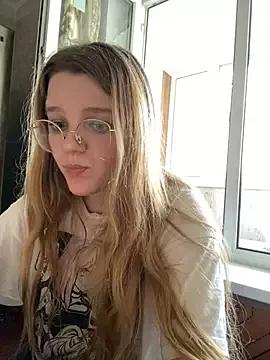 -MimmiLissa- from StripChat is Freechat