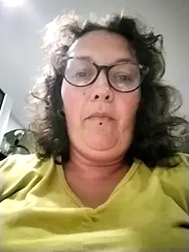 -saraqueen- from StripChat is Freechat