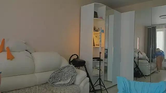 1AlexaGoddess3 from StripChat is Freechat