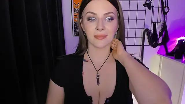 Check-out our cam rooms range and converse on a personal level with our delicious livecams streamers, showing off their spicy curves and toys.