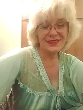 52MiaLove02 from StripChat is Freechat