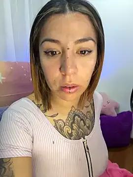 Check-out our cam rooms range and converse on a personal level with our delicious livecams streamers, showing off their spicy curves and toys.