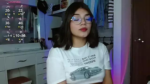 _Camilaaa_ from StripChat is Freechat