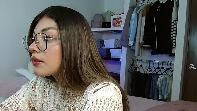 _Camilaaa_ from StripChat is Freechat