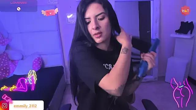_Emily1 from StripChat is Freechat