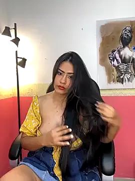 _Isabella_1 from StripChat is Freechat