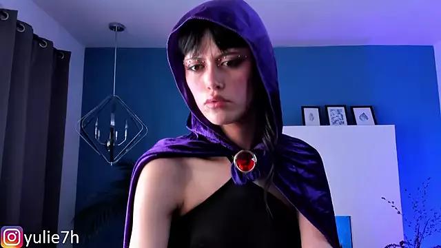 Check-out our cam rooms range and converse on a personal level with our delicious livecams streamers, showing off their spicy curves and toys.