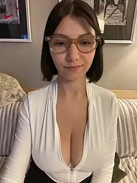 _LAYLASTAR_ from StripChat is Freechat