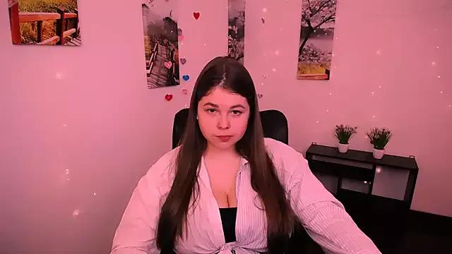 Check-out our cam rooms range and converse on a personal level with our delicious livecams streamers, showing off their spicy curves and toys.