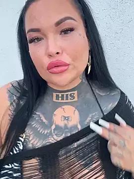 _MelinaCurves_ from StripChat is Freechat