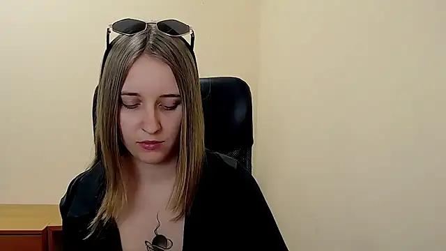 _Nicole_new from StripChat is Freechat