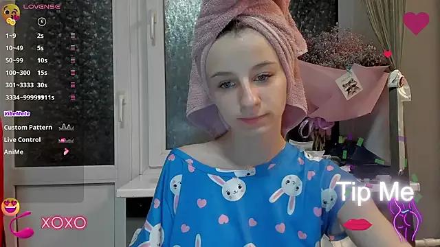_Nika_Kik from StripChat is Freechat