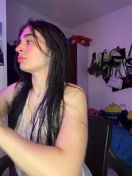 _Rossemiller from StripChat is Freechat
