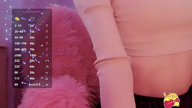 _Sunshine from StripChat is Freechat