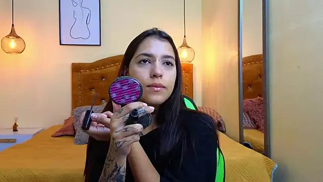 Abby_roussee from StripChat is Freechat