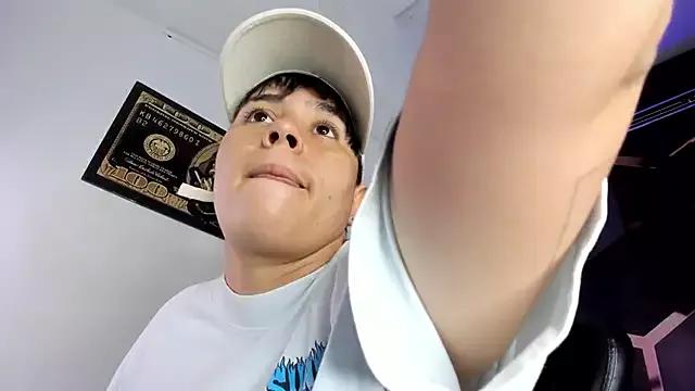 Check-out our cam rooms range and converse on a personal level with our delicious livecams streamers, showing off their spicy curves and toys.