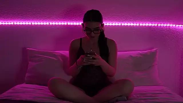 AdelinaAlia from StripChat is Freechat