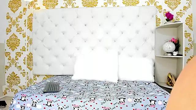 Check-out our cam rooms range and converse on a personal level with our delicious livecams streamers, showing off their spicy curves and toys.