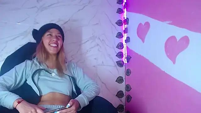 Check-out our cam rooms range and converse on a personal level with our delicious livecams streamers, showing off their spicy curves and toys.