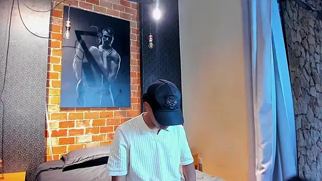 AlanCutee from StripChat is Freechat