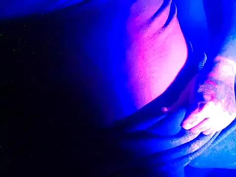 AlanDickson from StripChat is Freechat