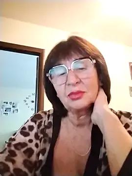 AlbinaXPretty from StripChat is Freechat