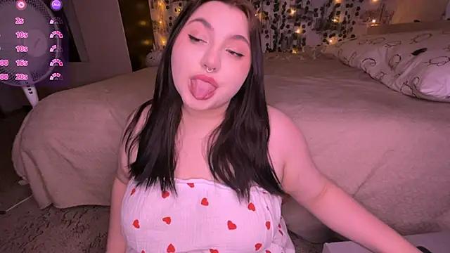 Check-out our cam rooms range and converse on a personal level with our delicious livecams streamers, showing off their spicy curves and toys.