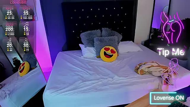 Alexa__Blue from StripChat is Freechat