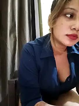 alexa_cam44 from StripChat is Freechat