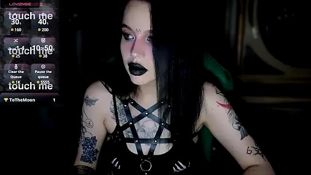alexx_succubus from StripChat is Freechat