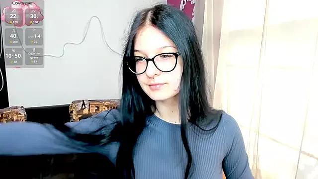 AlicaMoons from StripChat is Freechat