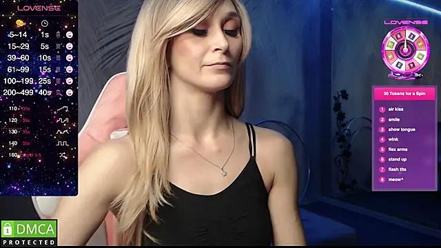 Check-out our cam rooms range and converse on a personal level with our delicious livecams streamers, showing off their spicy curves and toys.