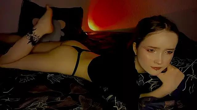 AliceSteele from StripChat is Freechat