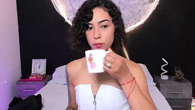 Check-out our cam rooms range and converse on a personal level with our delicious livecams streamers, showing off their spicy curves and toys.
