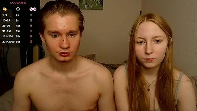 AliceStoneJhonyStone from StripChat is Freechat