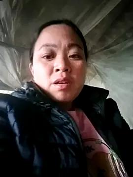 AlilaK2 from StripChat is Freechat