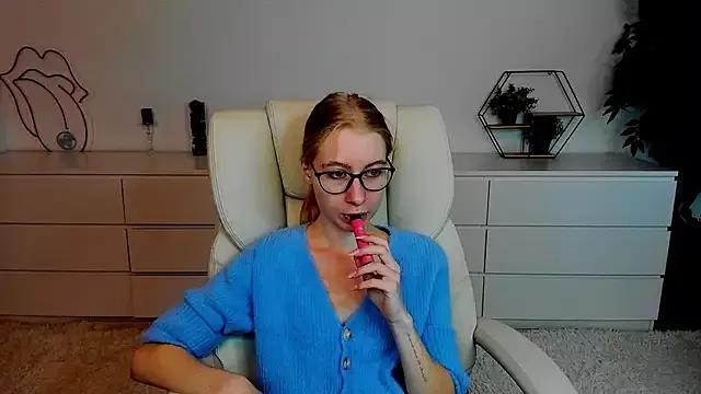 Check-out our cam rooms range and converse on a personal level with our delicious livecams streamers, showing off their spicy curves and toys.