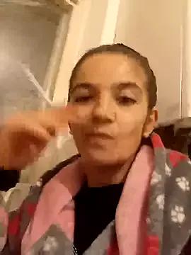 alinaalinutzq from StripChat is Freechat