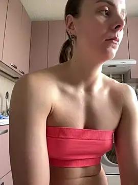 AlisaKissss from StripChat is Freechat