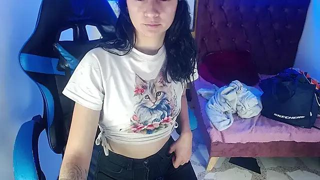 Check-out our cam rooms range and converse on a personal level with our delicious livecams streamers, showing off their spicy curves and toys.