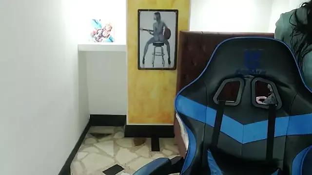 alison_moon7 from StripChat is Freechat