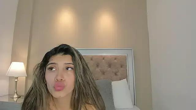 Alisson_Skinny from StripChat is Freechat