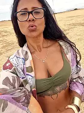 Allana_Squirt from StripChat is Freechat