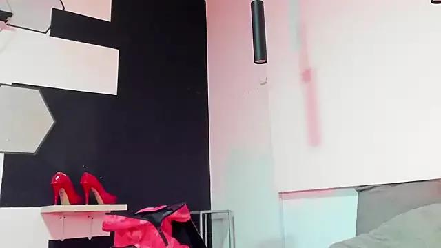alondrabigtits from StripChat is Freechat
