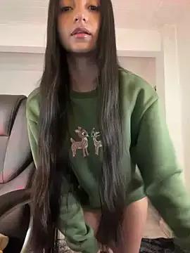 aly_golden_ from StripChat is Freechat